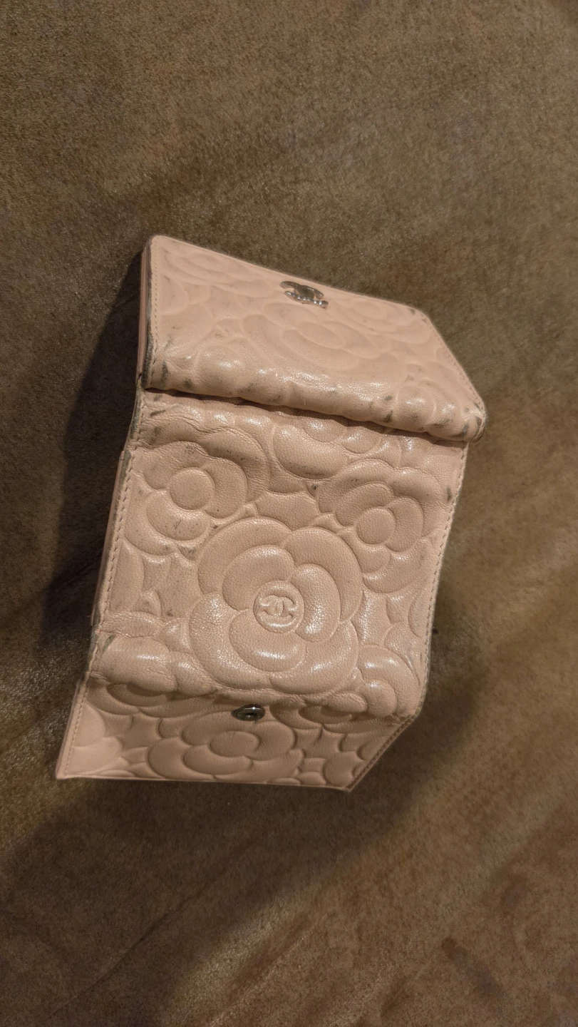 Chanel Camellia Tri-Fold Wallet - photo 4