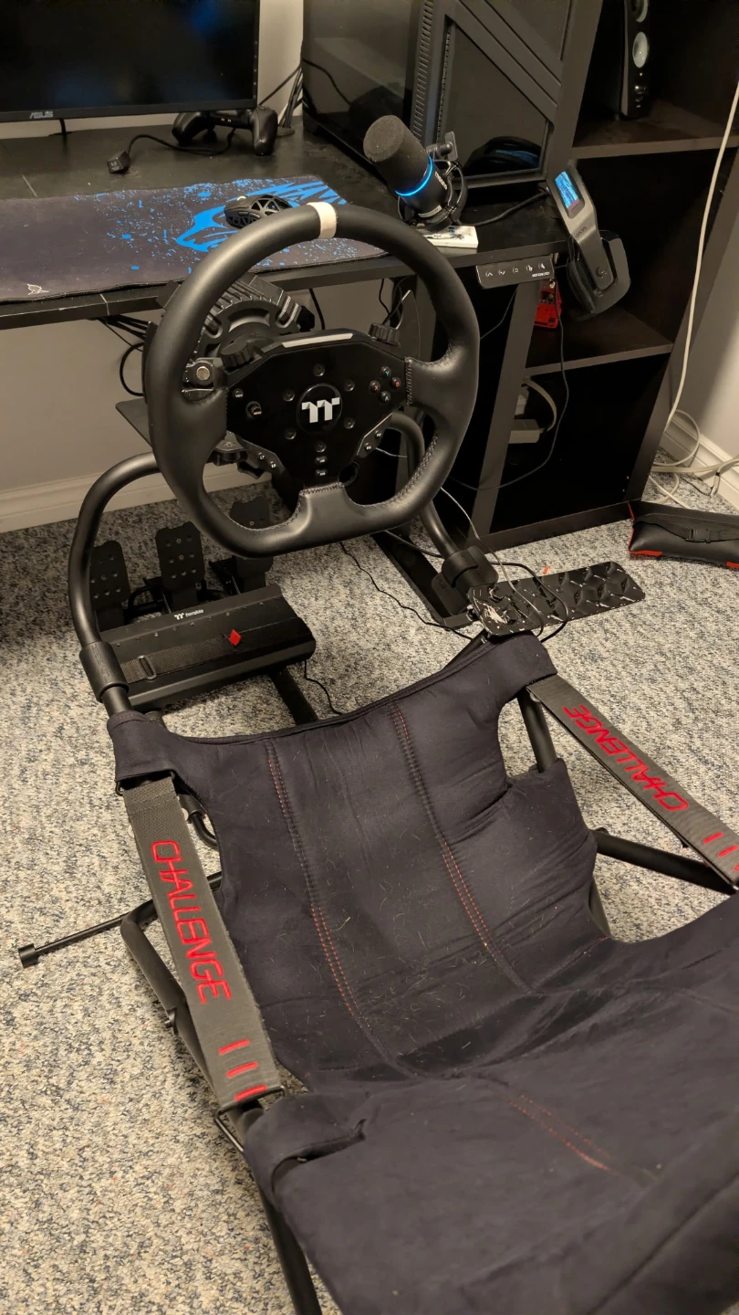 Thermaltake g6 Racing Wheel and Playseat Challenge Bundle - photo 2