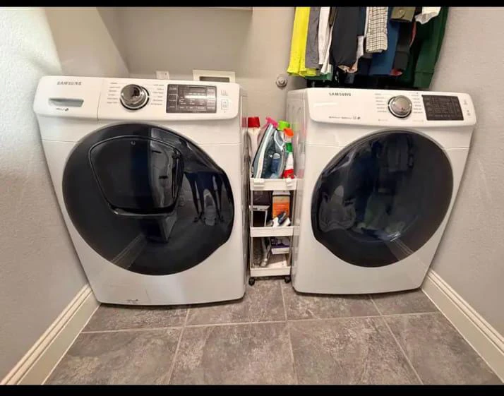 Samsung Front Load Dryer - photo 2