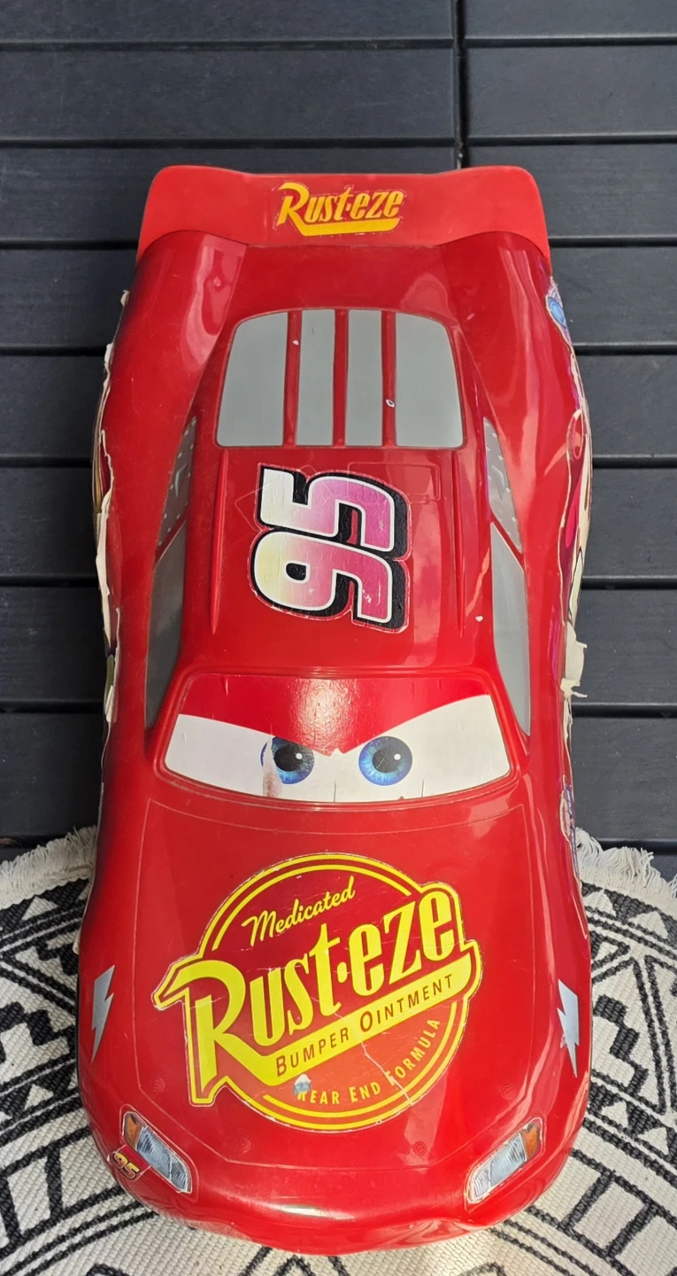 Disney Pixar Lightning McQueen toy car (Xlarge)