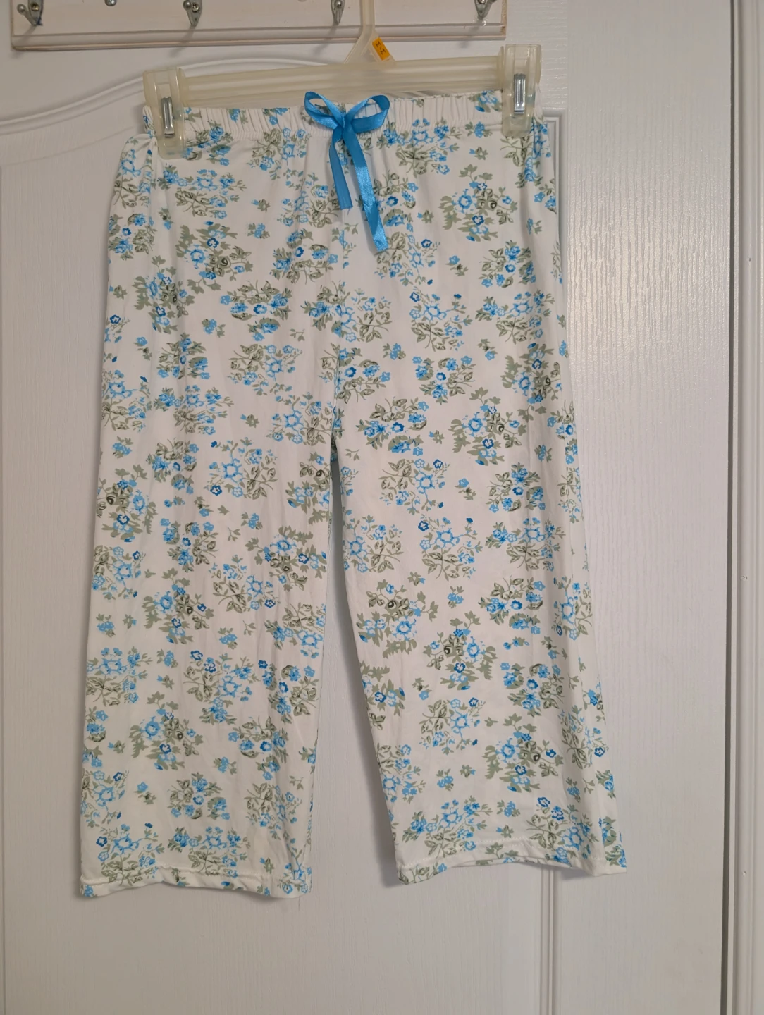 Emily Rose Floral Pajama Set ) Pants run very small - photo 3
