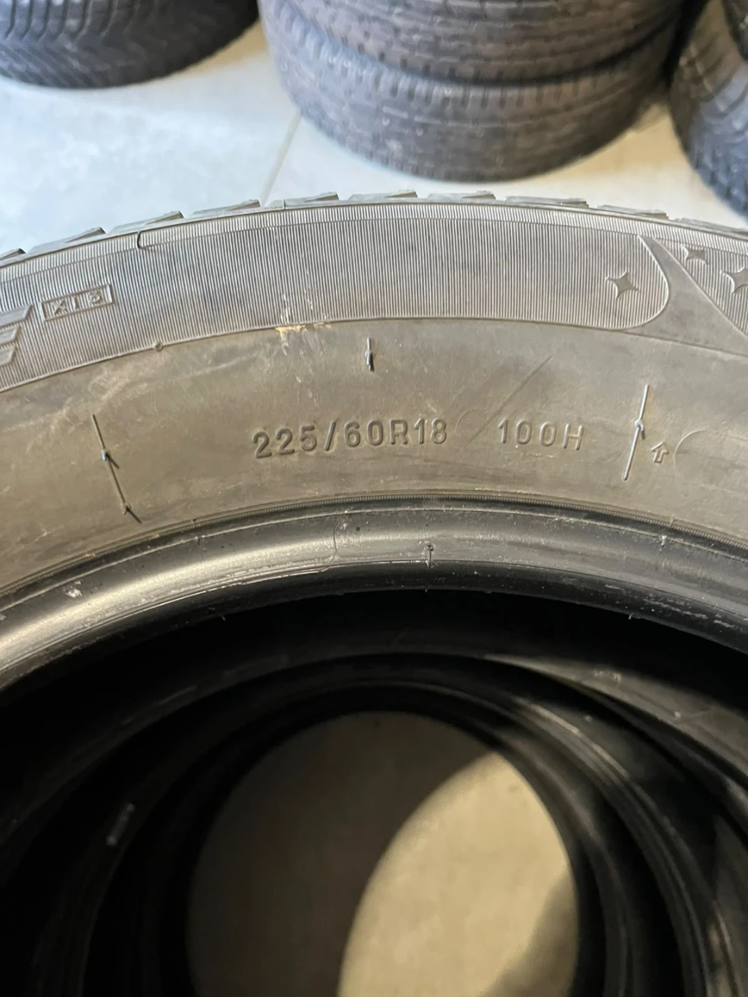 Michelin X-Ice Snow  225/60R18 - photo 3
