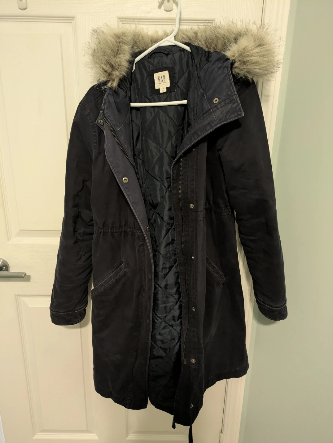 GAP maternity winter coat size medium - photo 3