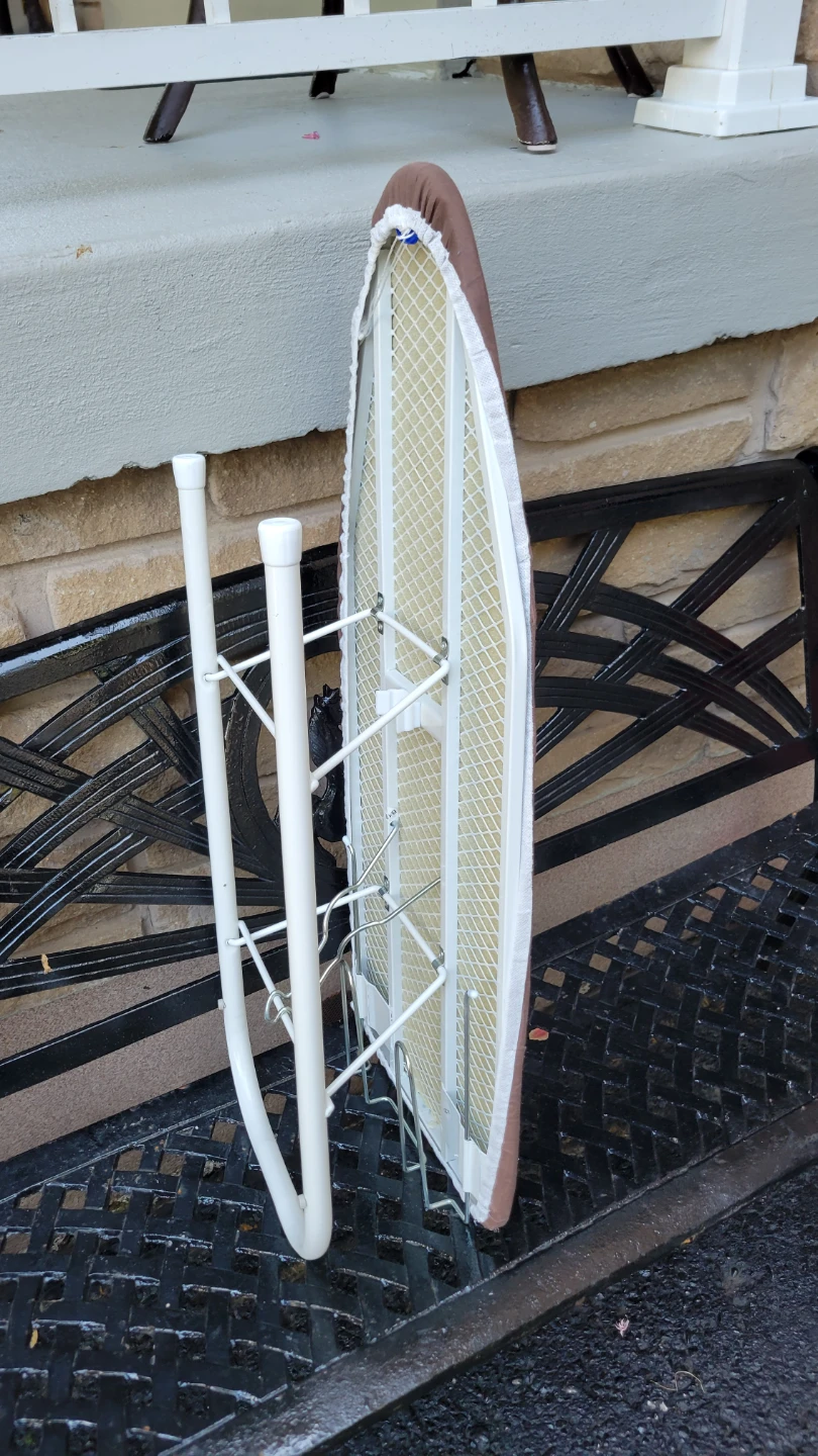 Tabletop Ironing Board foldable space saver - photo 2