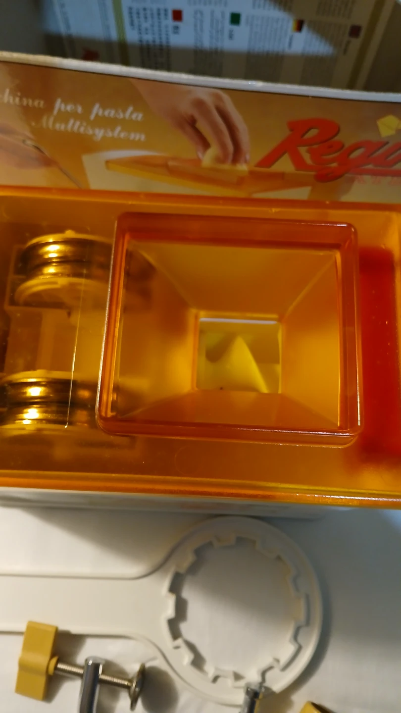 Regina pasta maker machine for $20.00 - photo 3