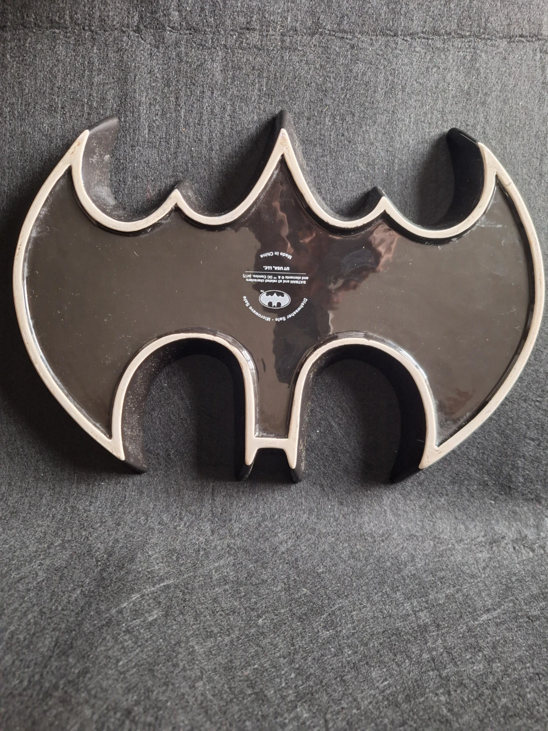 Batman Logo Ceramic Serving Tray - photo 2