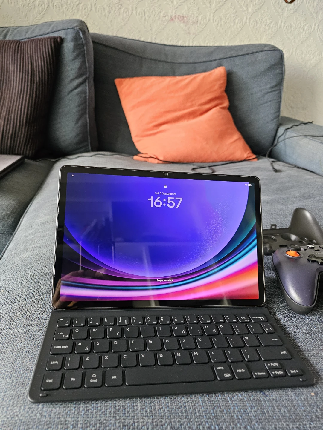 Samsung Galaxy Tab S9 128GB WiFi + Keyboard + Stylus + Joystick - photo 4