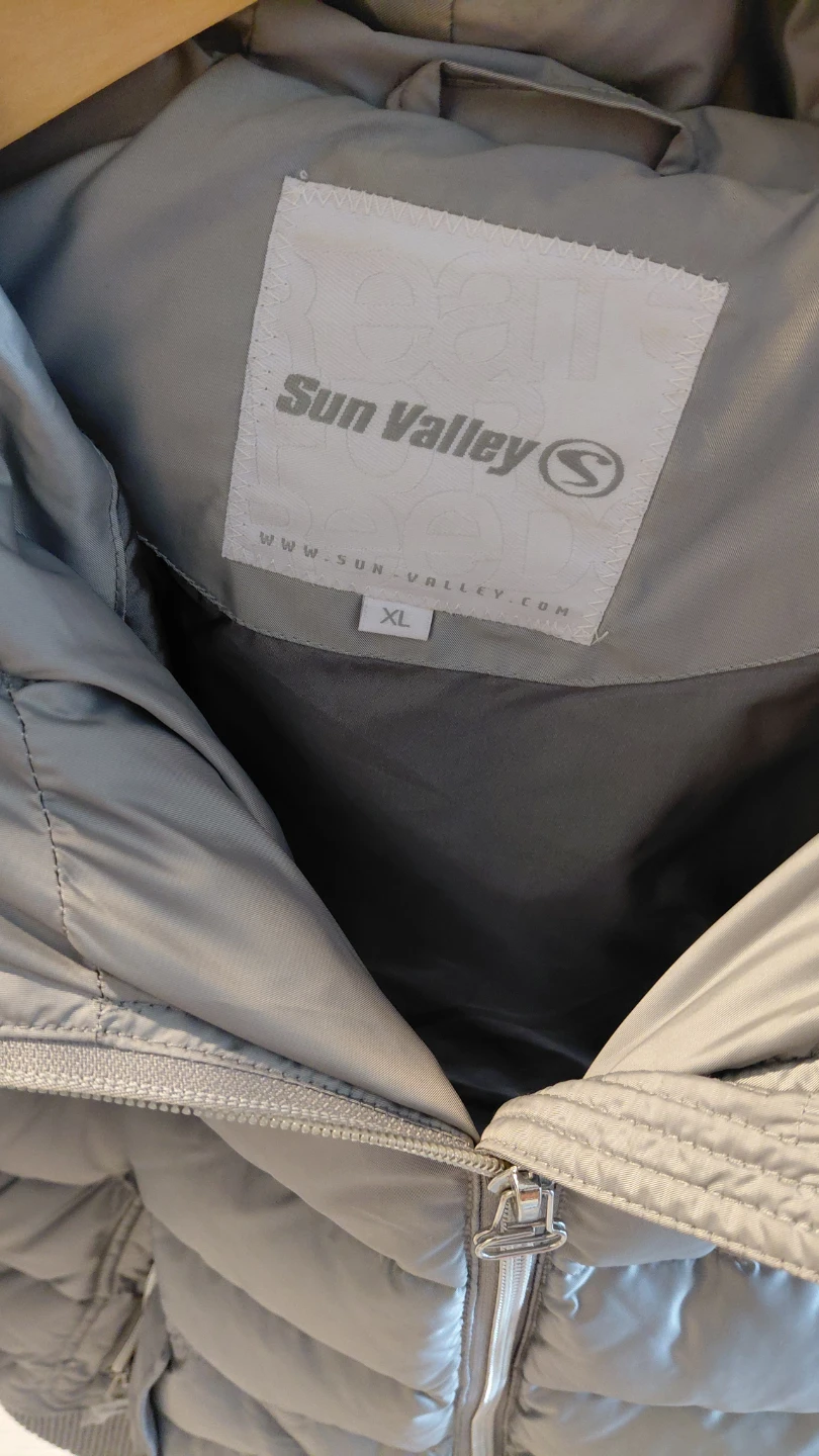 NW: Sun Valley Puffer Jacket Size XL - photo 3