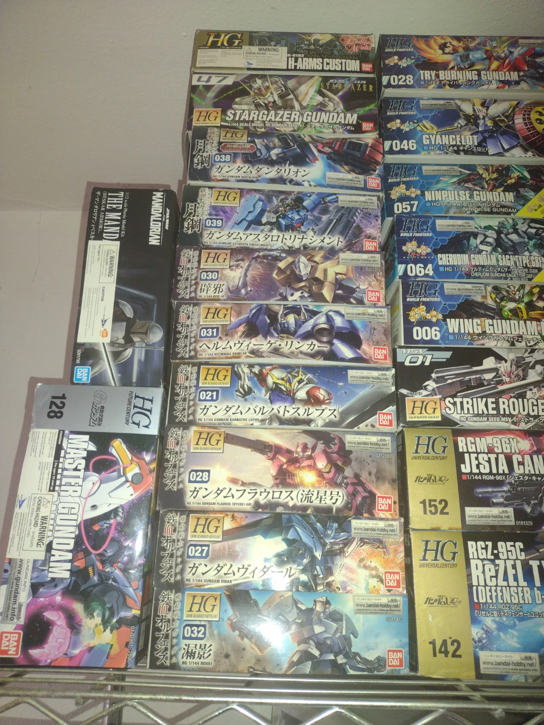 Bandai Gundam HG Model Kit Collection - photo 5