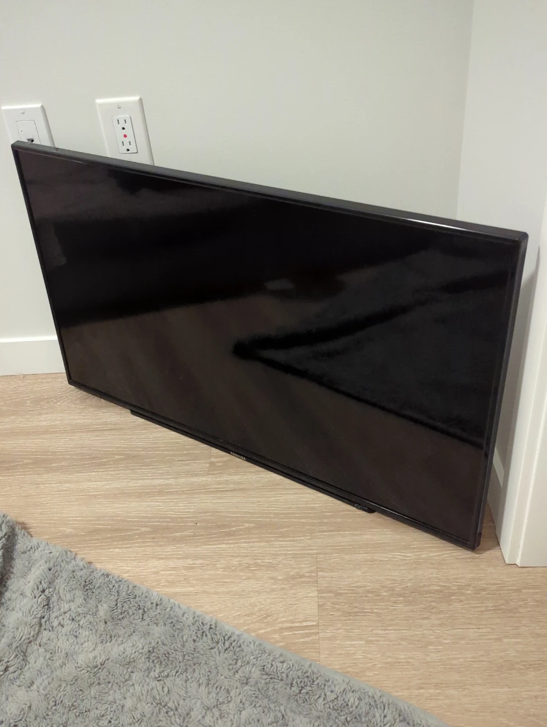 Toshiba 40L310U 40-inch LED Television