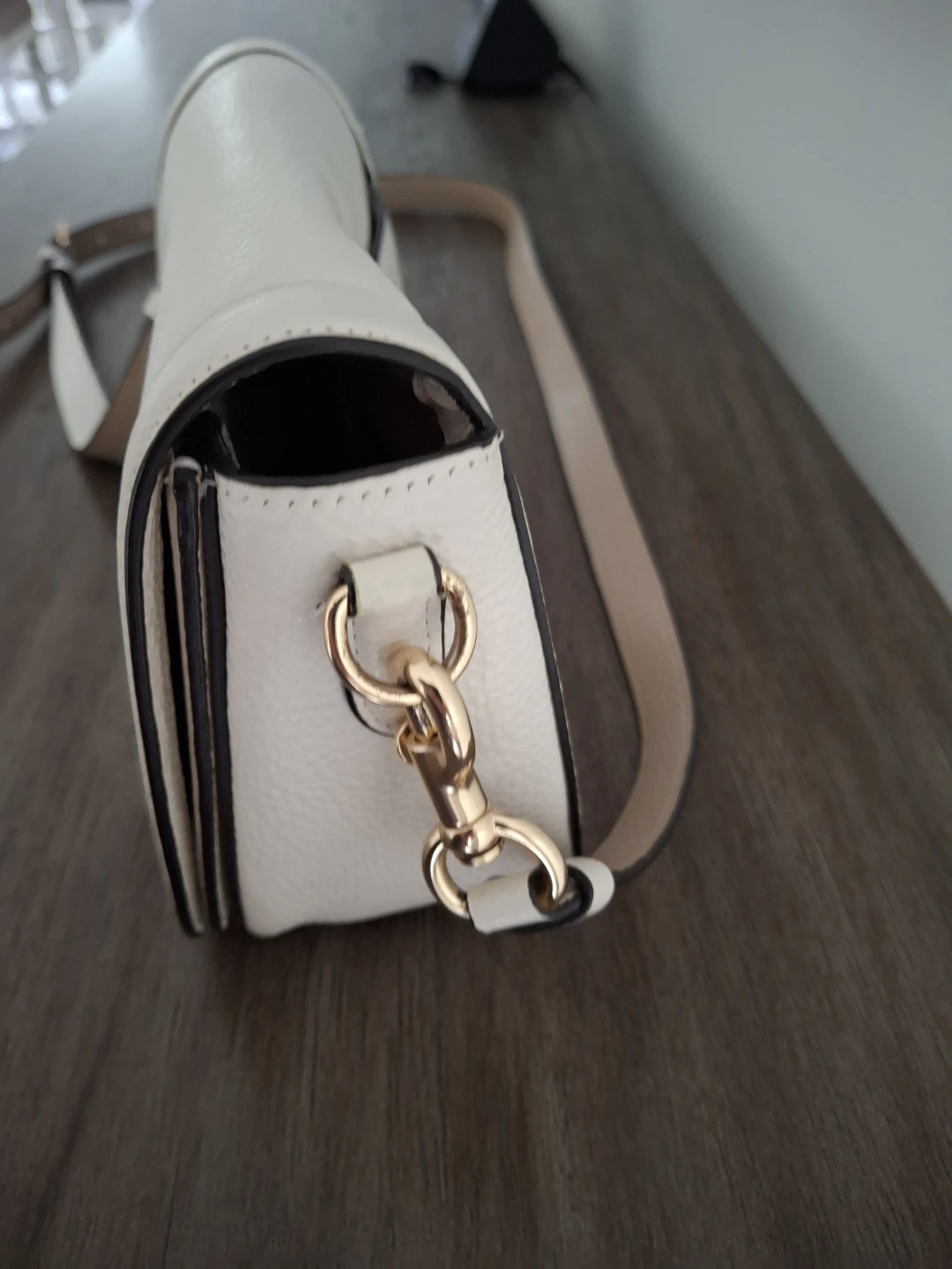 Coach off white purse with strap - photo 5