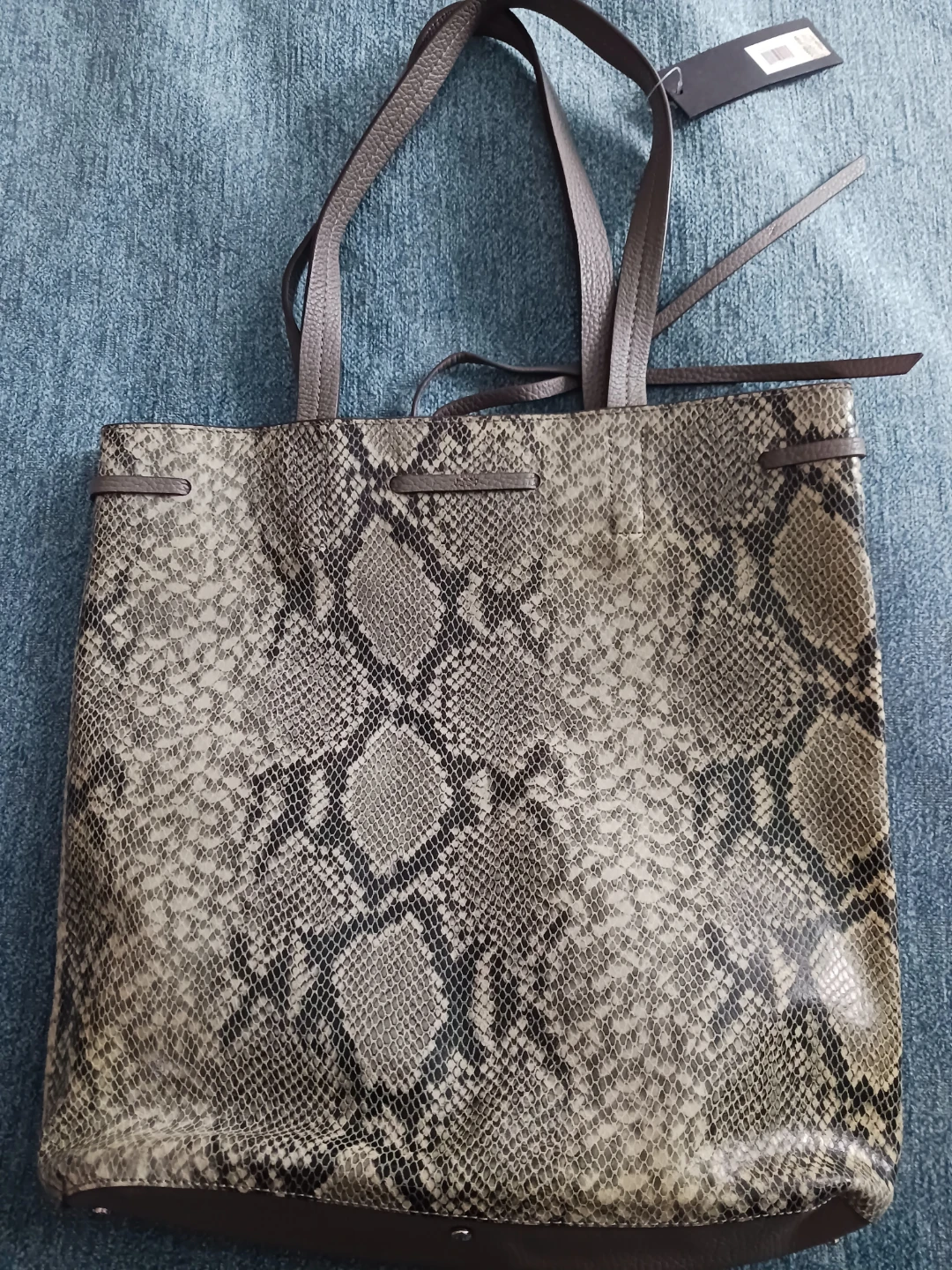 Banana Republic Portfolio Smart Drawstring Tote