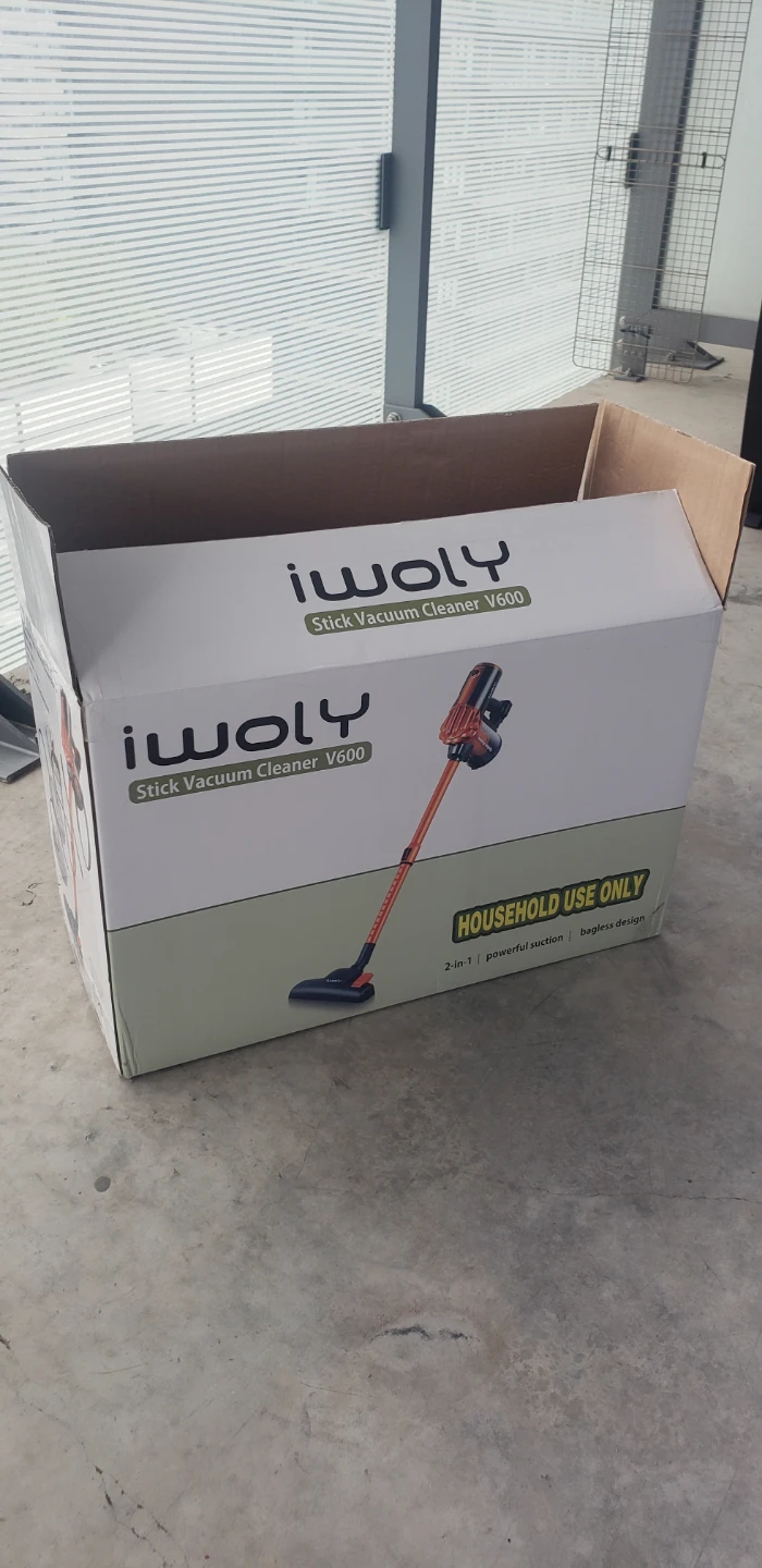 iwoly V600 Stick Vacuum Cleaner
