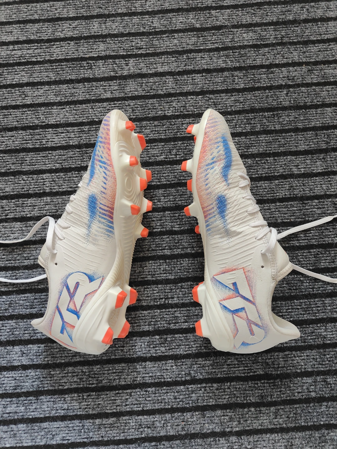 Puma Future Soccer Cleats - photo 3