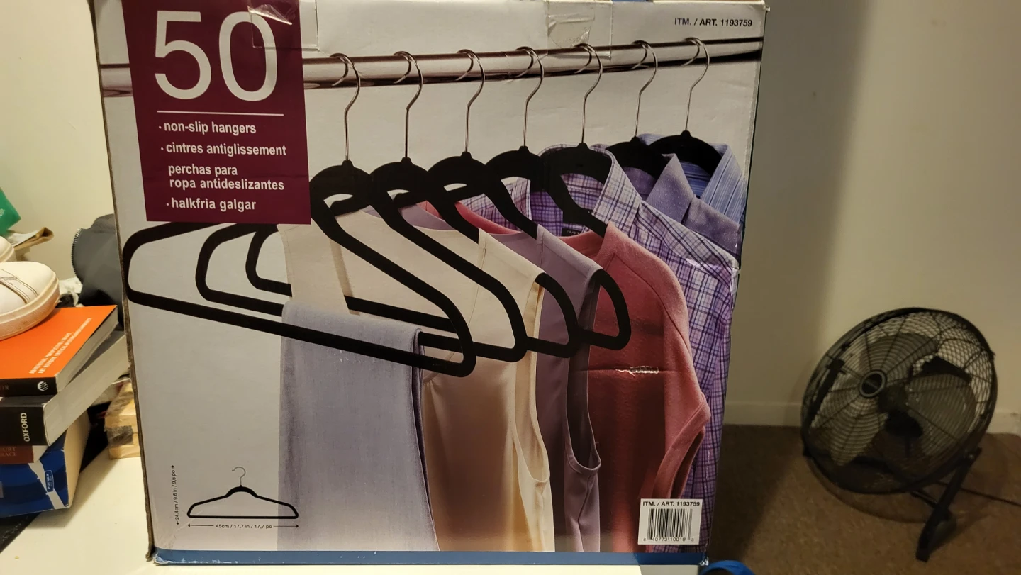 50 Pack Non-Slip Velvet Hangers