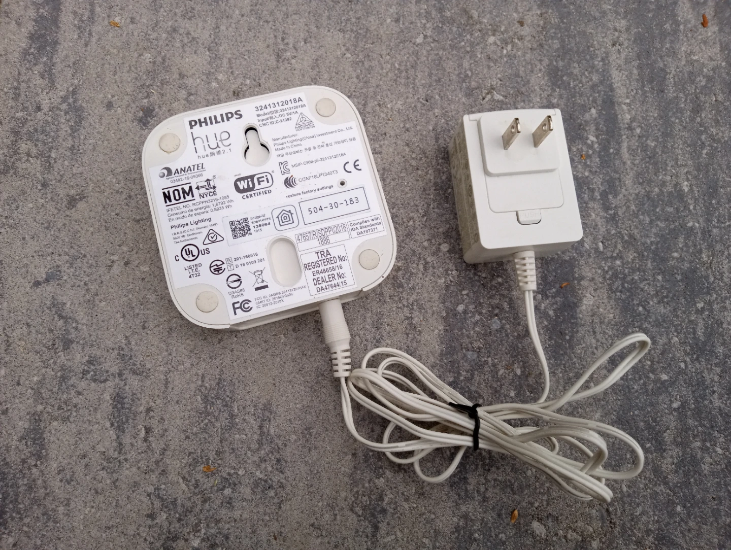 Philips Hue Bridge 2.1 - photo 2