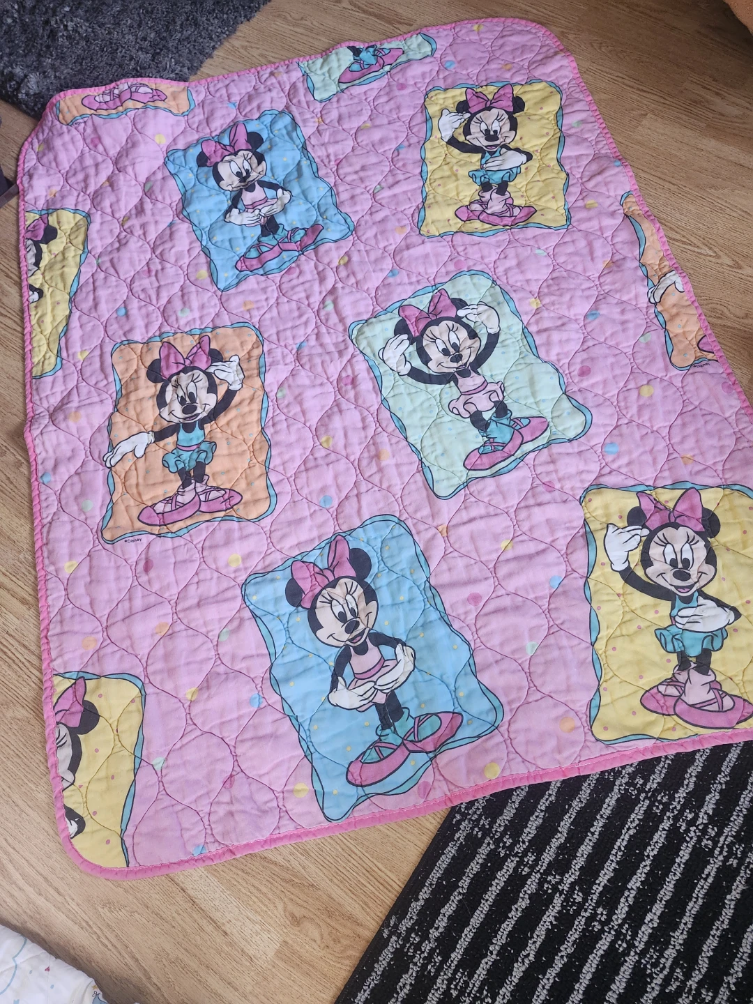 Disney blanket and comforter - photo 4