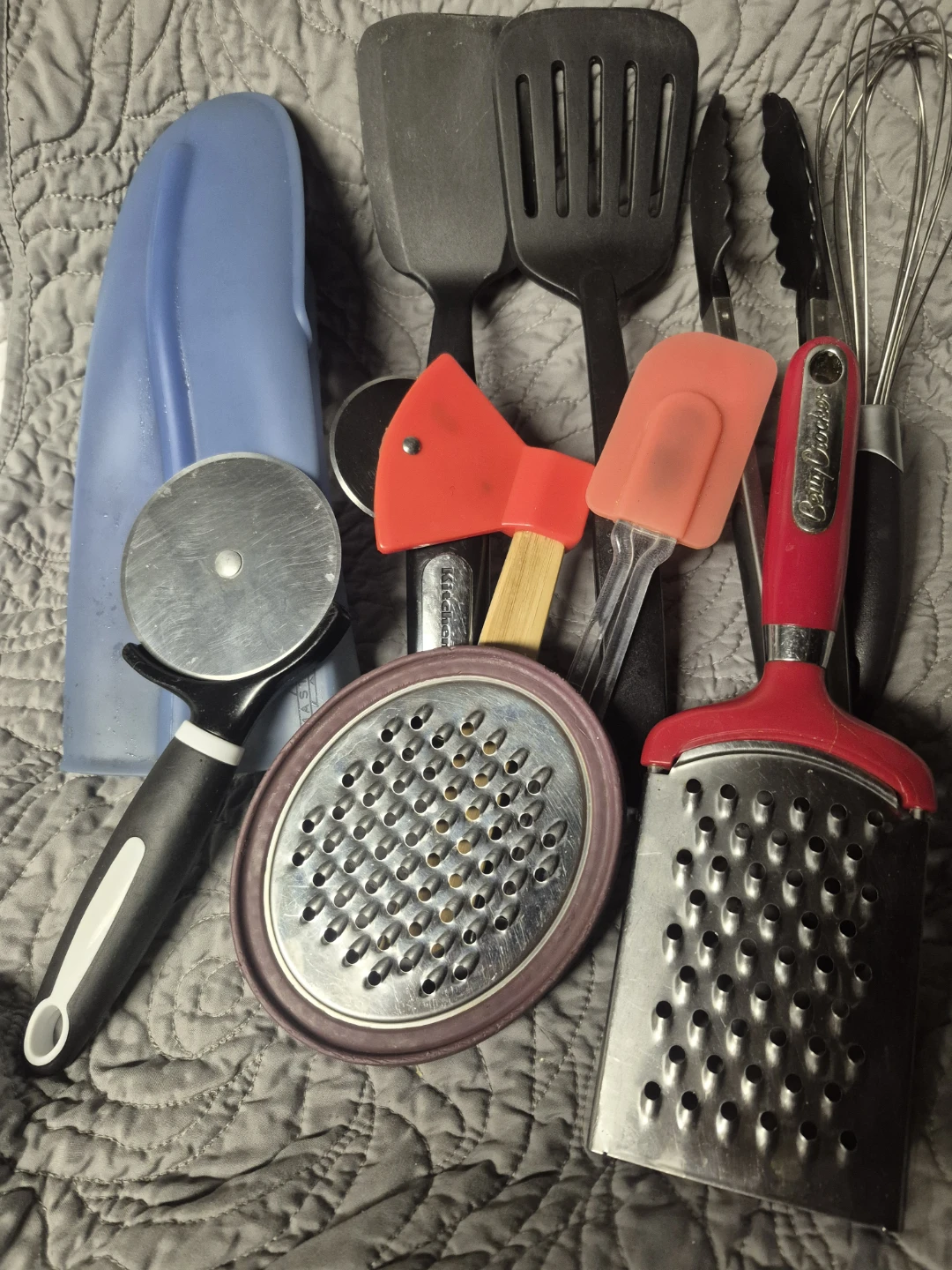 KitchenAid and Ekco Kitchen Utensil Set