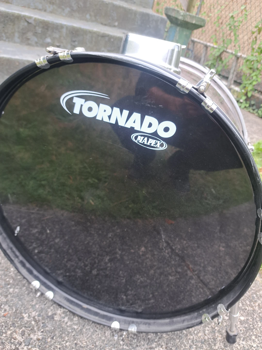 ~~ bass drum/ kick pedal-- tornado//by mapex
