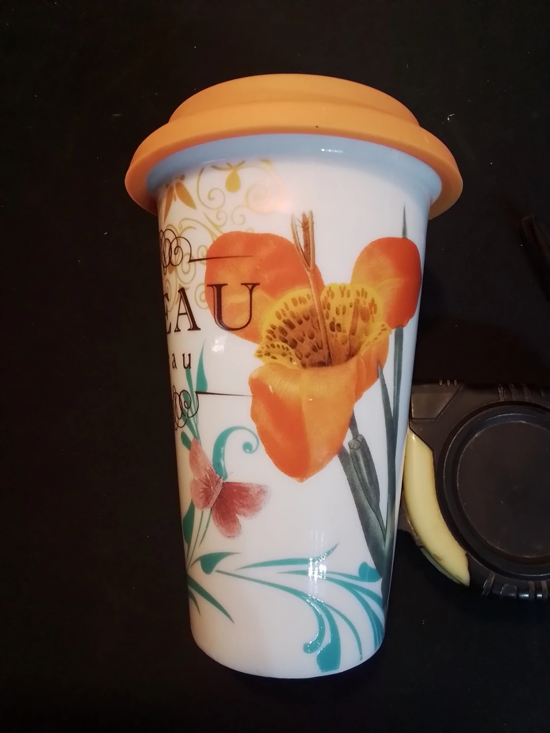 Vintage Chateau Très Beau Ceramic Travel Mug