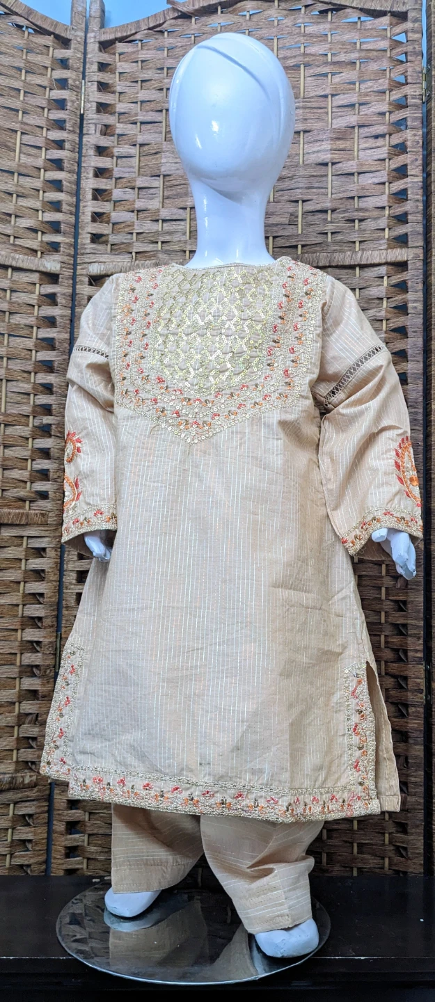 Girls beige embroidered traditional suit set - photo 3