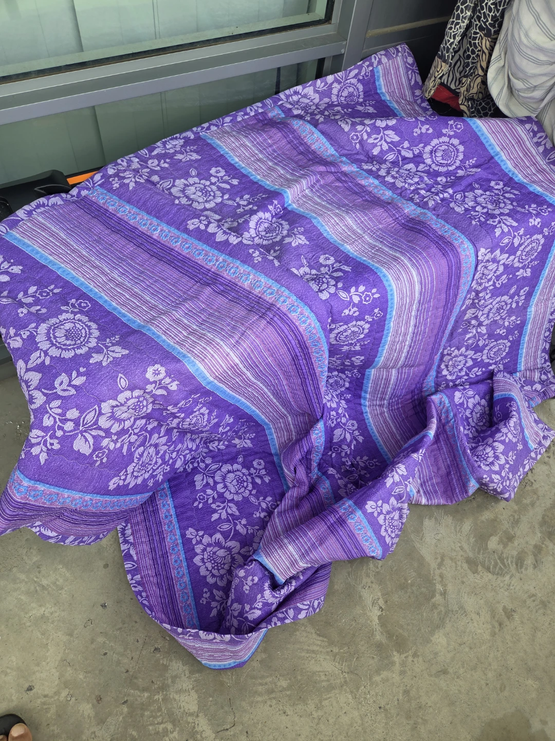 Purple floral quilt