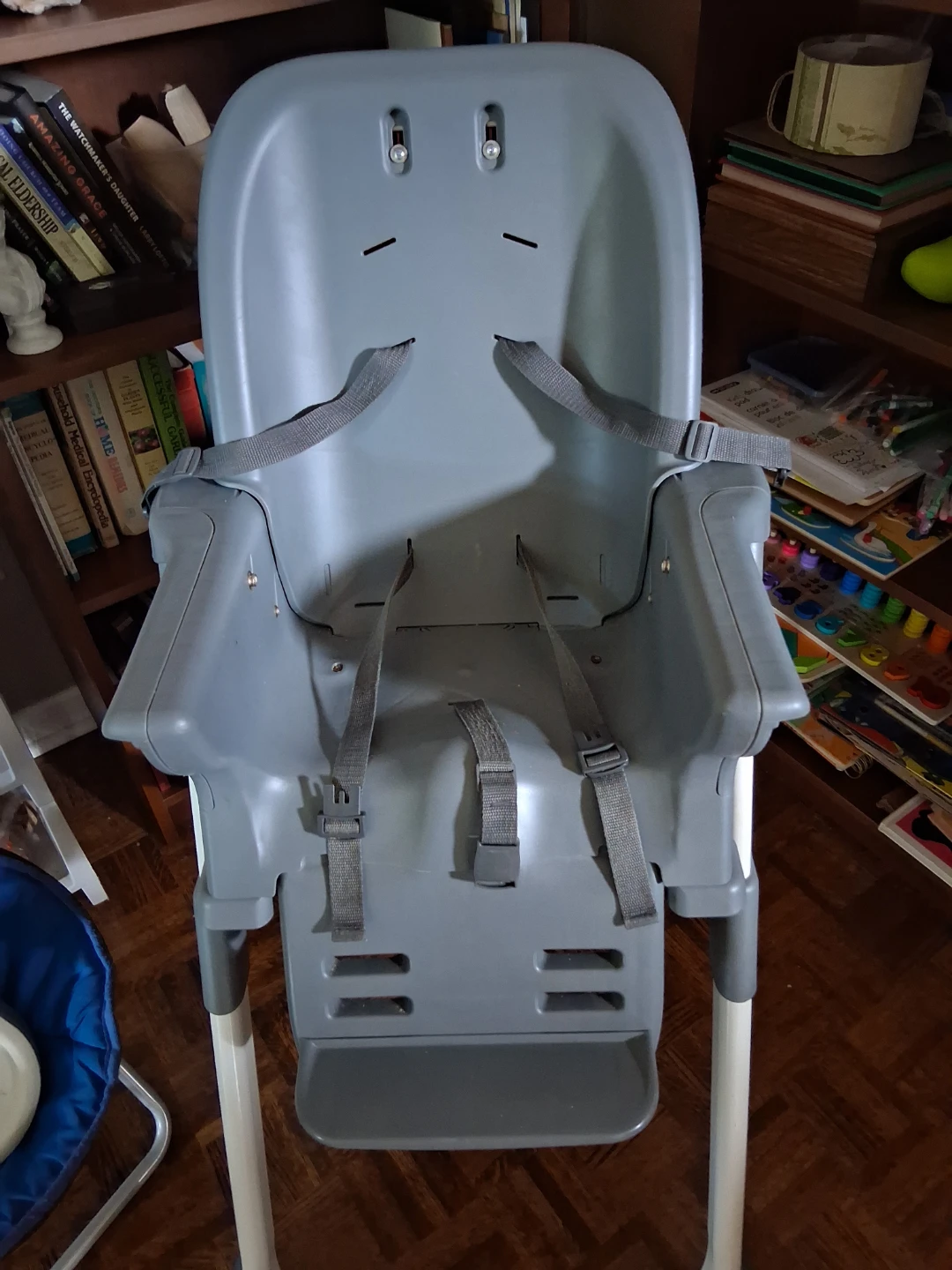 Graco high chair with removable cover