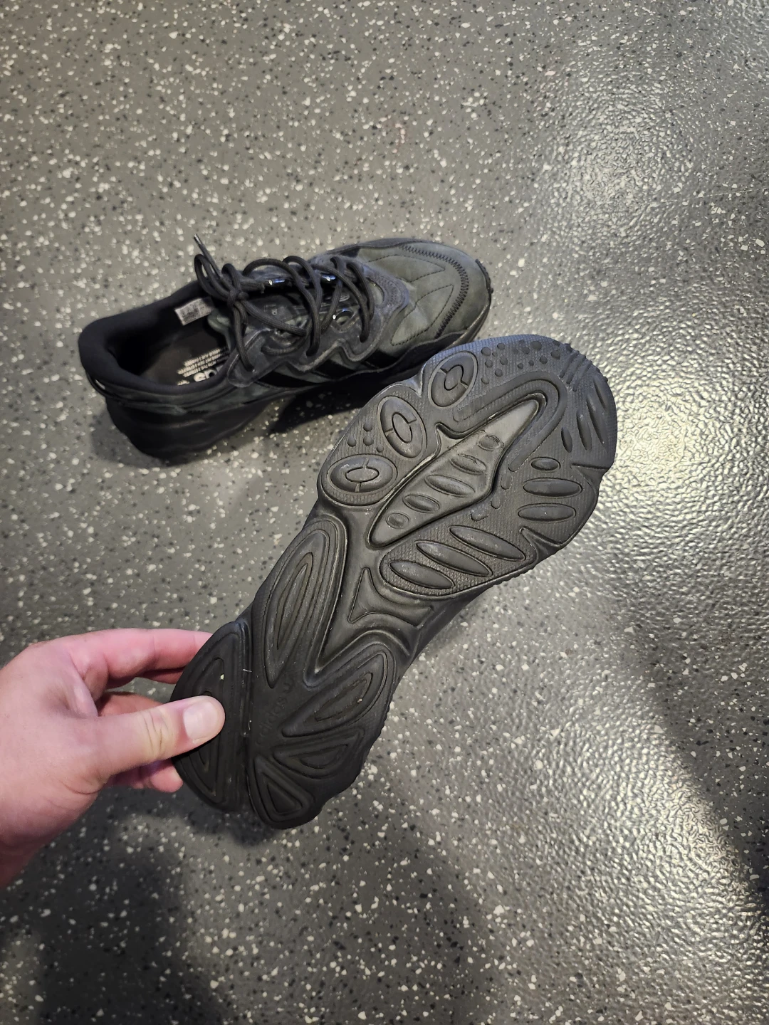 Adidas  Black Sneakers men's 9 - photo 3
