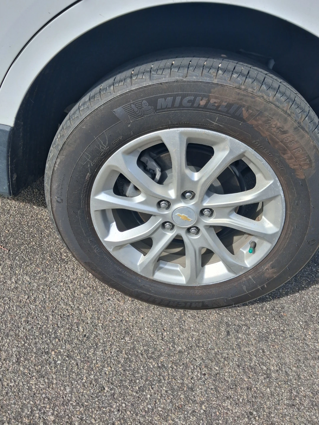 Wanted 2018/2026 chevy equinox rims and winter tires