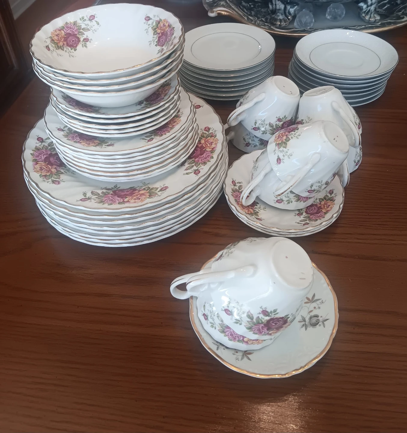 Vintage Floral Dinnerware Set