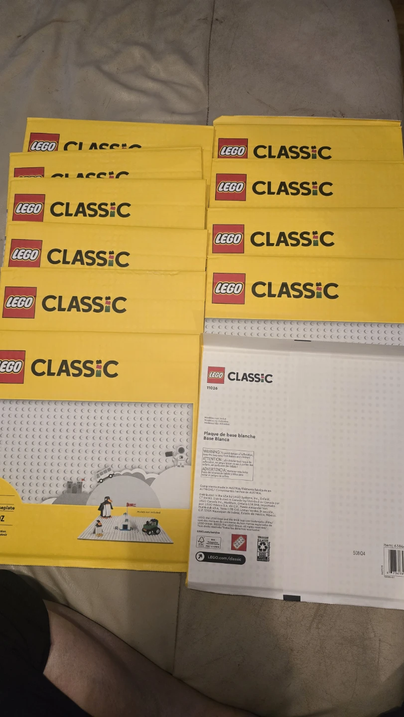 11 LEGO Classic White Baseplates 11026 - photo 2