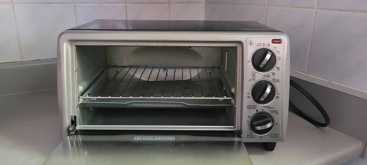 Black+Decker Countertop Toaster Oven - photo 4
