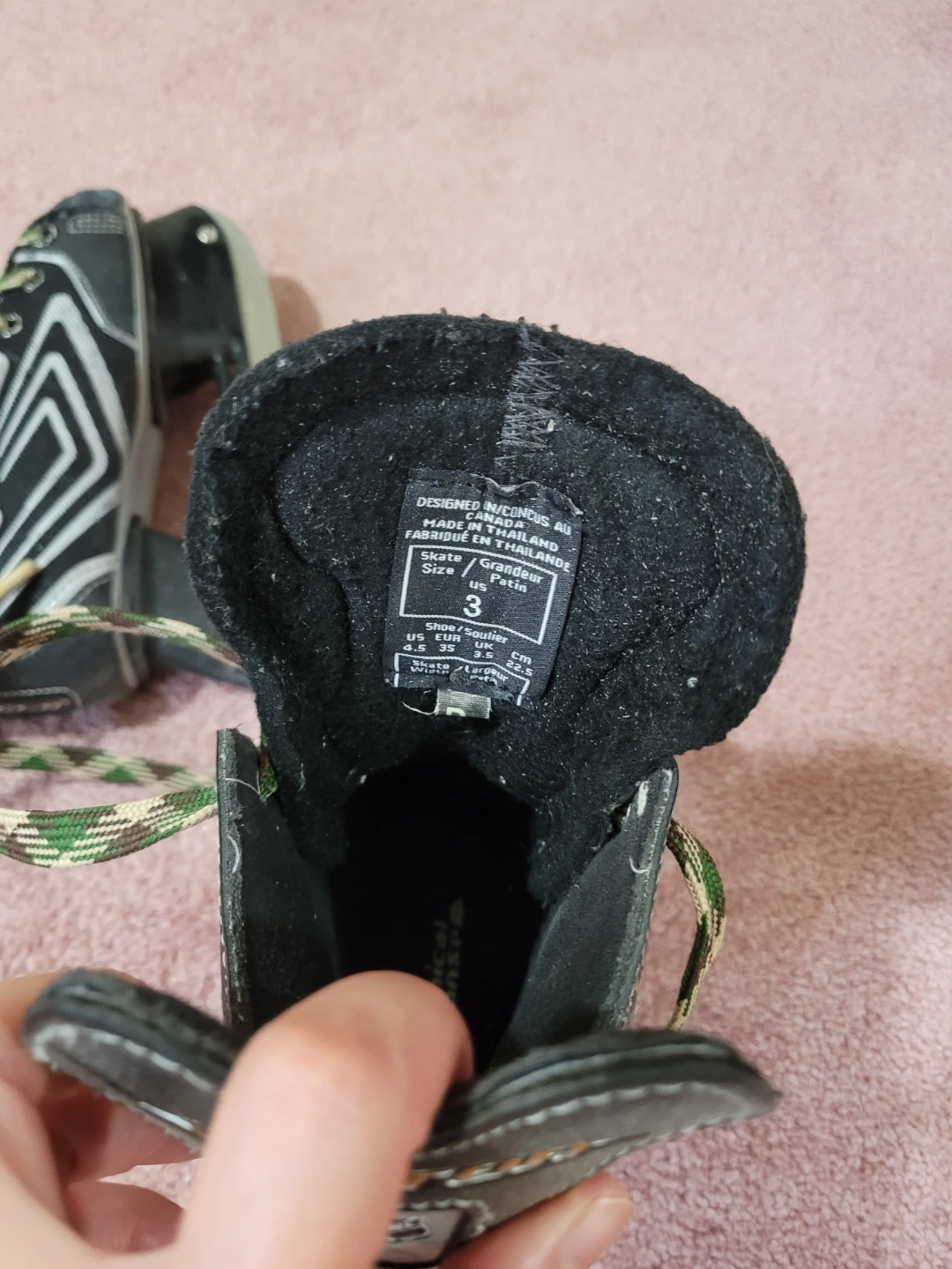 CCM Vector 4.0 Hockey Skates Siz🏈e 3 - photo 3