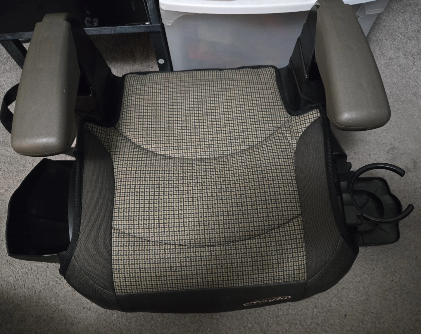 Evenflo Booster seat with cup holder and storage