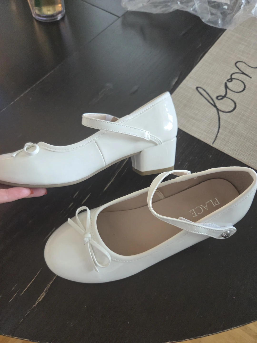 White Dress Shoes Size 4 - photo 2