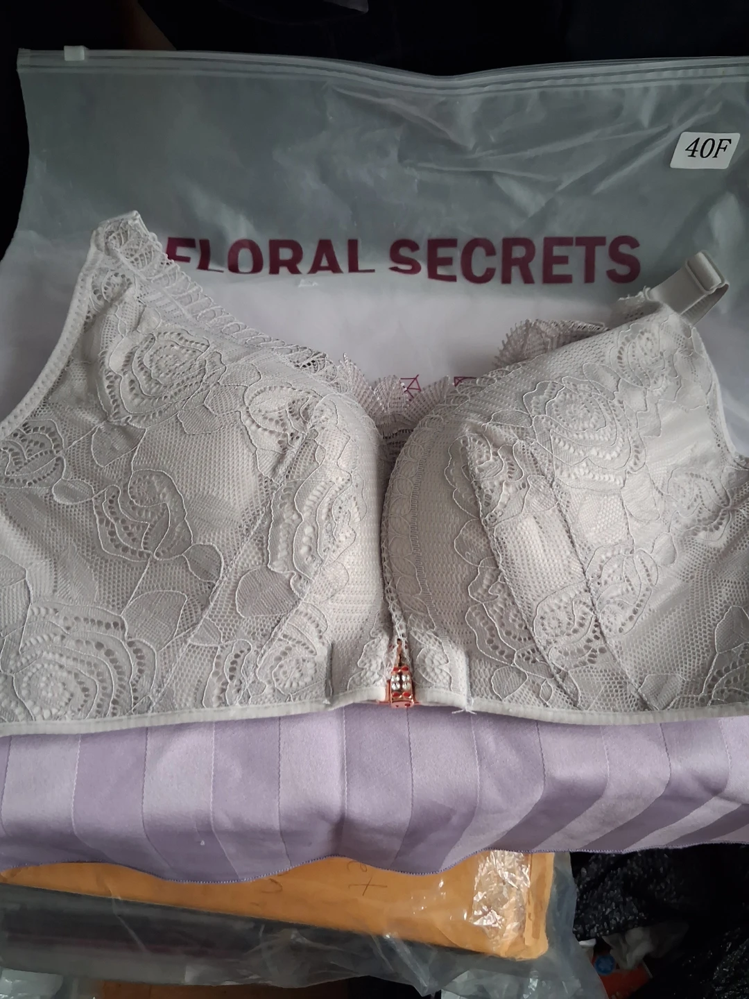 Floral Secrets Lace Bra 40F (5 Bras Total) - photo 3