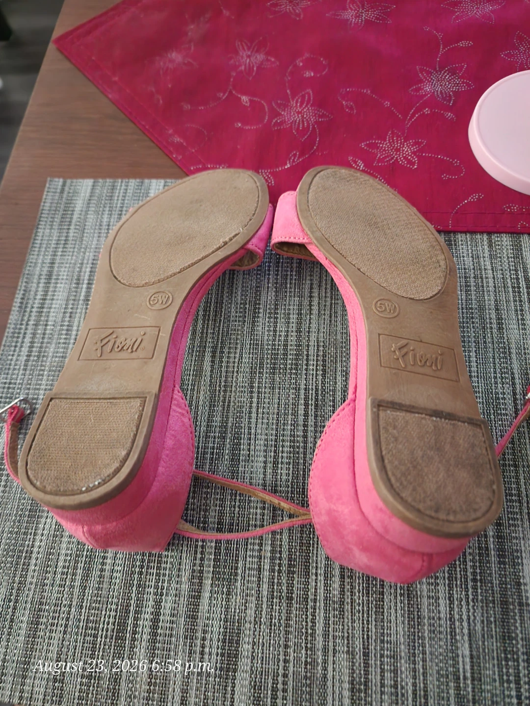 Fioni pink ankle strap sandals size 5W - photo 4