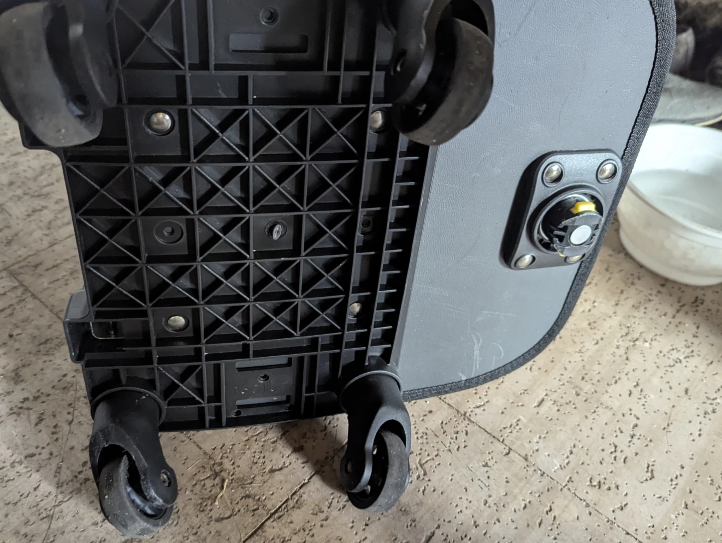 Collapsible Luggage Trolley Base - photo 4