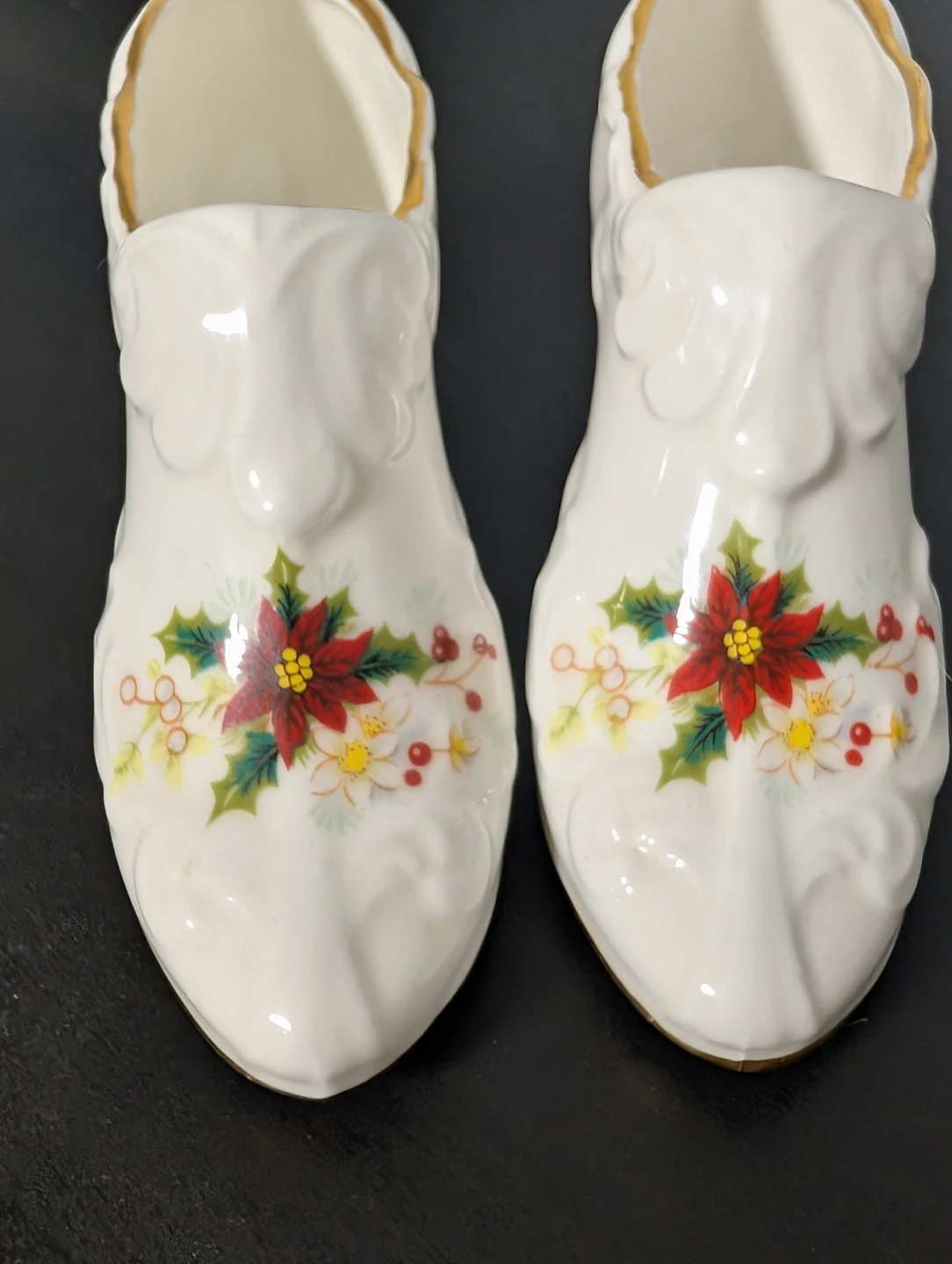 Vintage Royal Albert Poinsettia Bone China Shoes (Set of 2) - photo 2