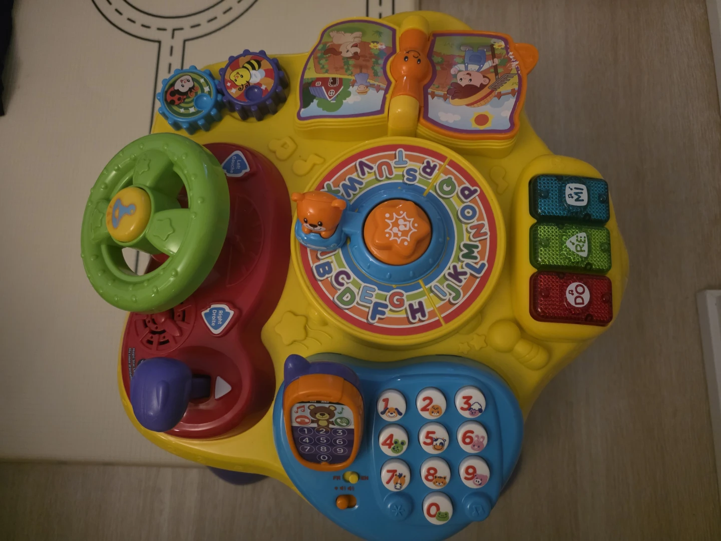 VTech Magic Star Learning Table