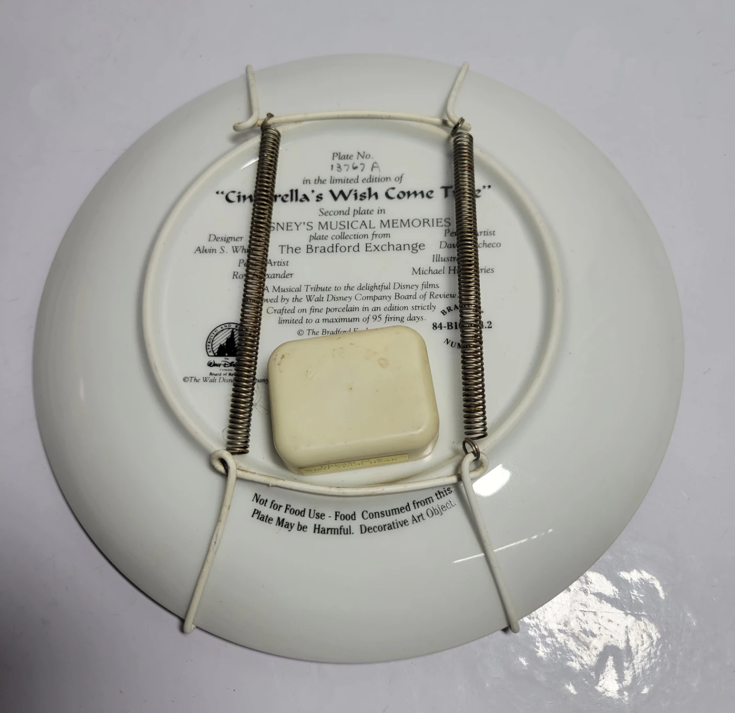 Bradford Exchange Cinderella Decorative Musical Plate - photo 3