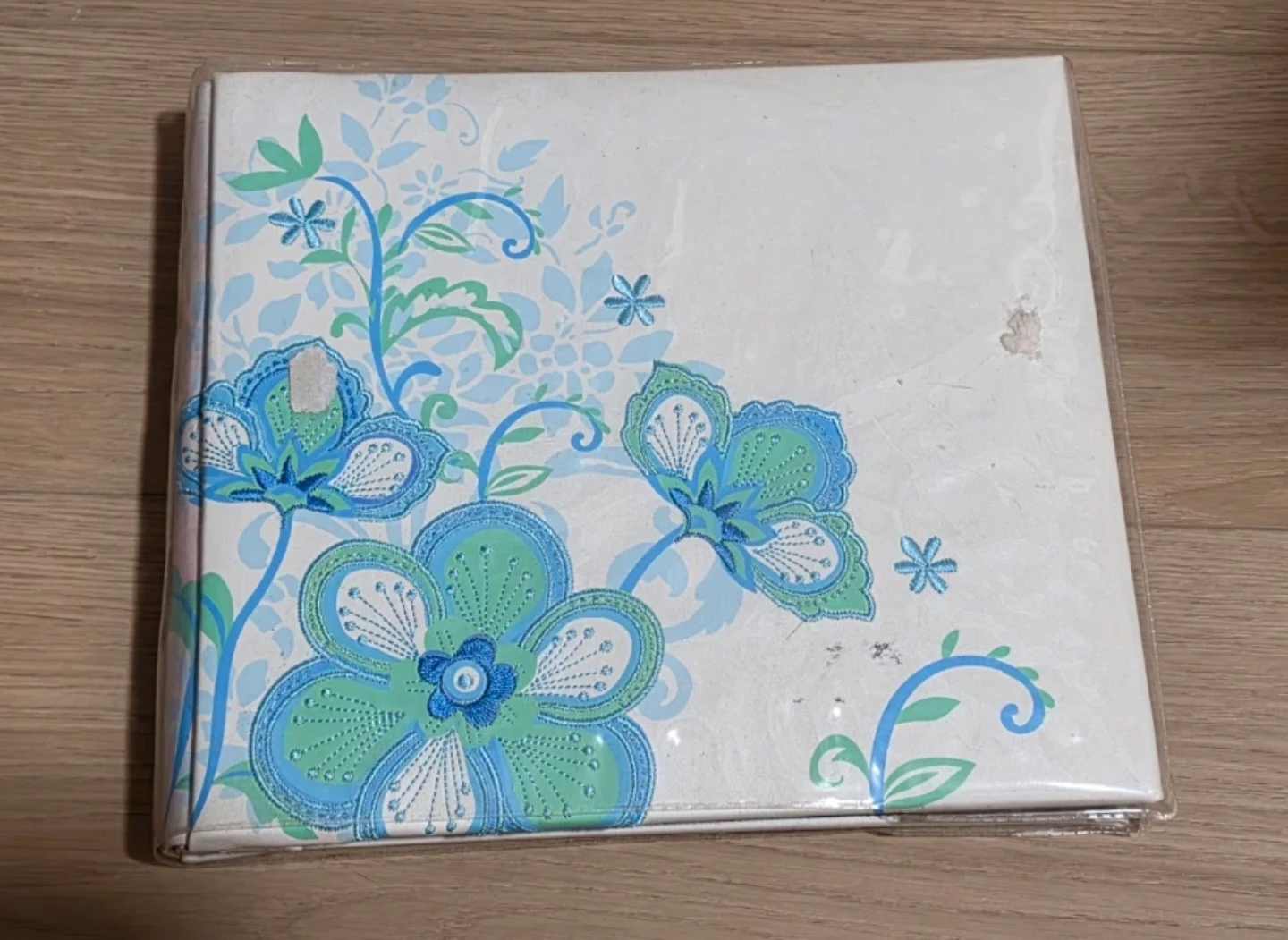 10 x 8 inch Floral pattern scrapbook album
