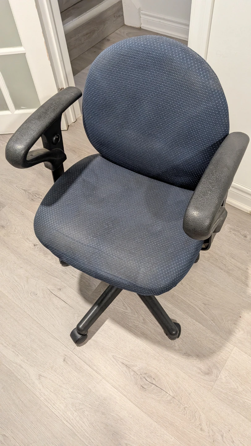 Office Chair - photo 2