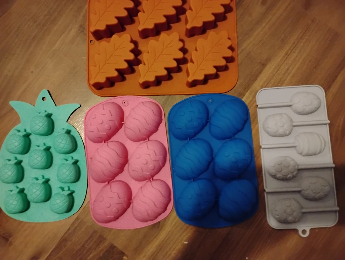 Set of 5 Assorted Silicone Baking Moulds