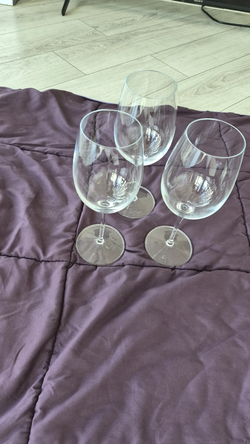 Wine glasses. All must go - photo 2