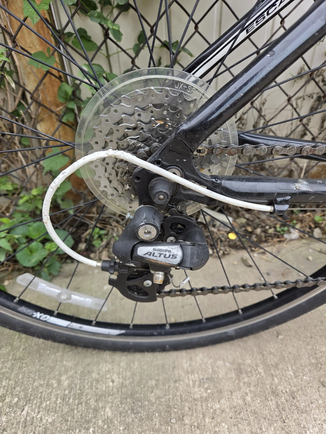 Giant Escape Hybrid Bike - photo 3