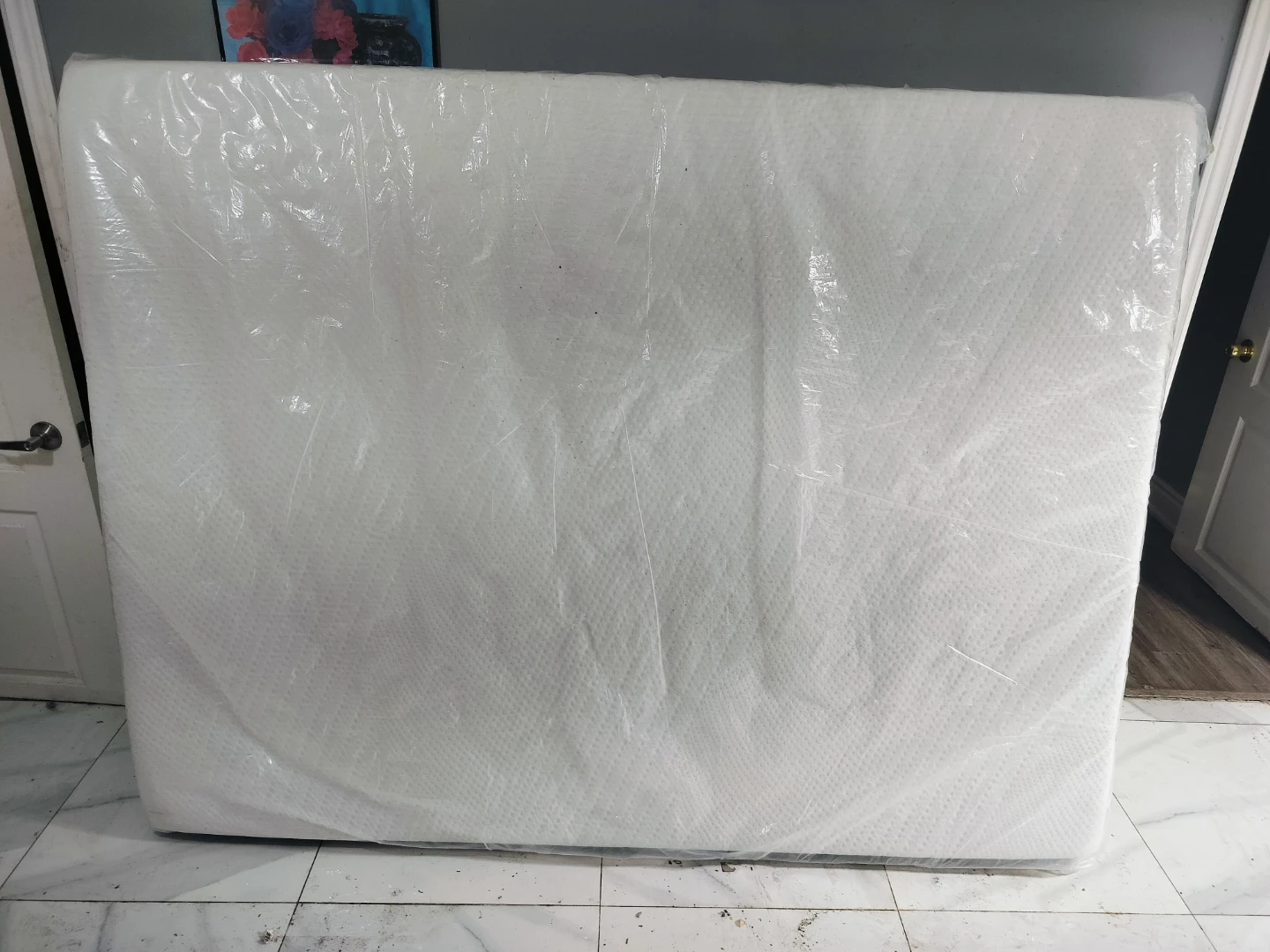 Clean White Mattress - photo 5