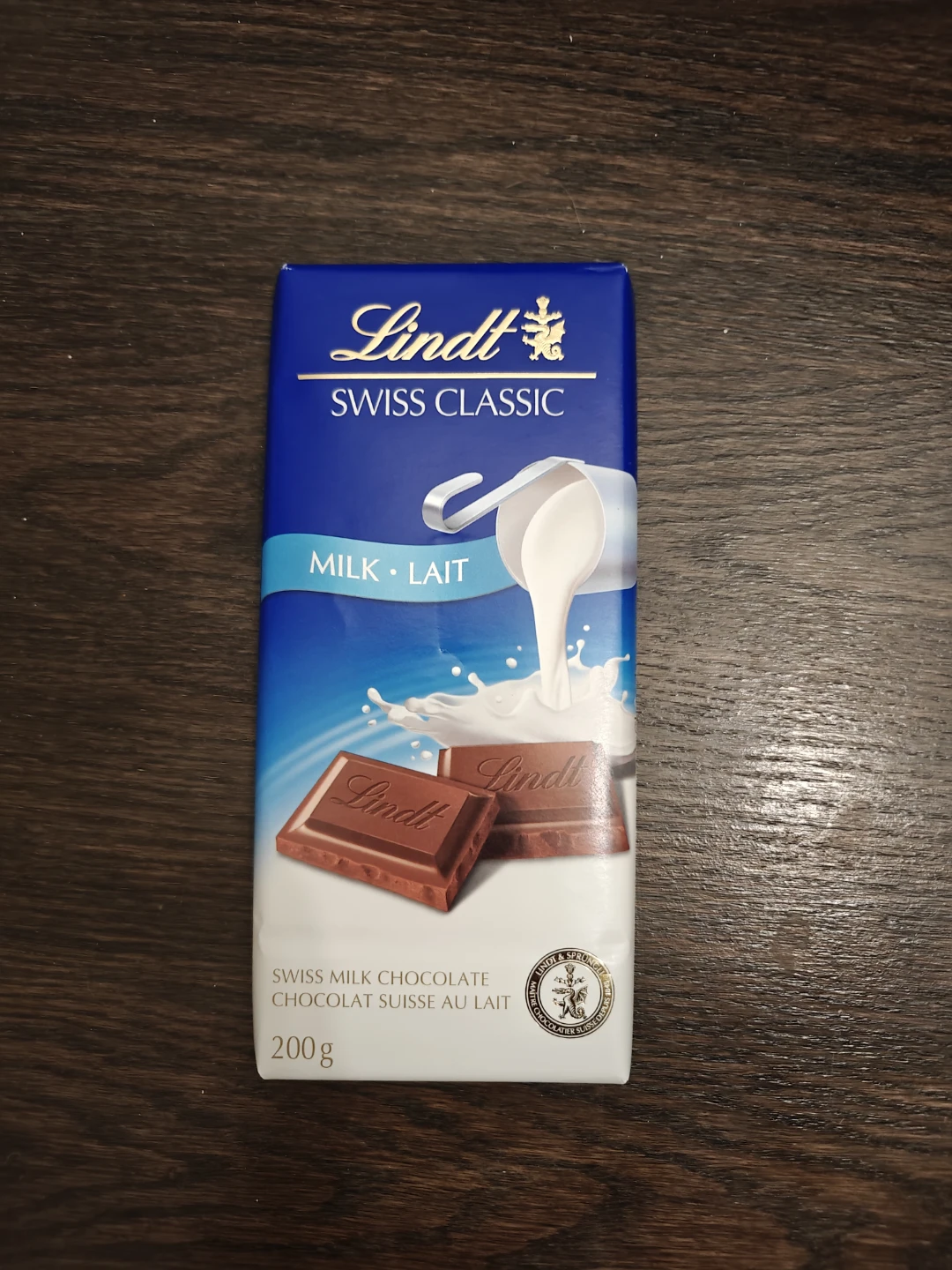 2x Lindt Swiss Classic Milk Chocolate 200g