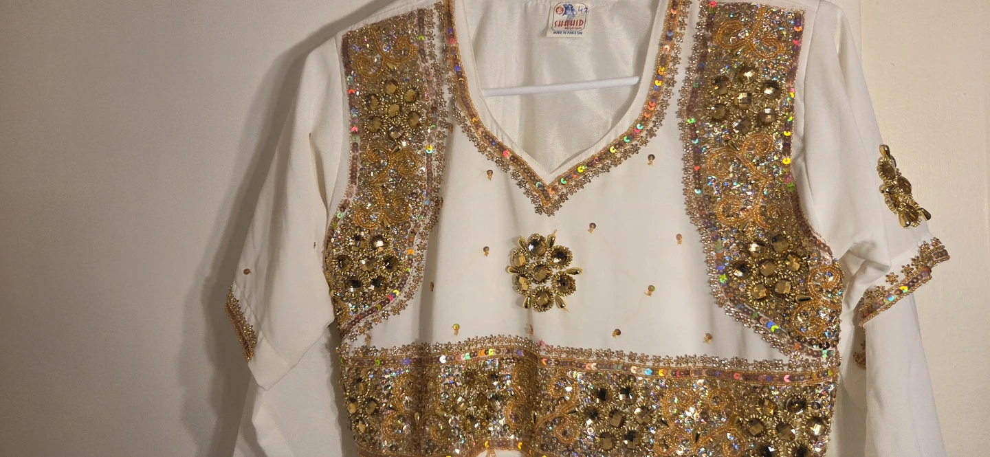 Shahid Fashion White and Gold Embellished Dress - photo 2