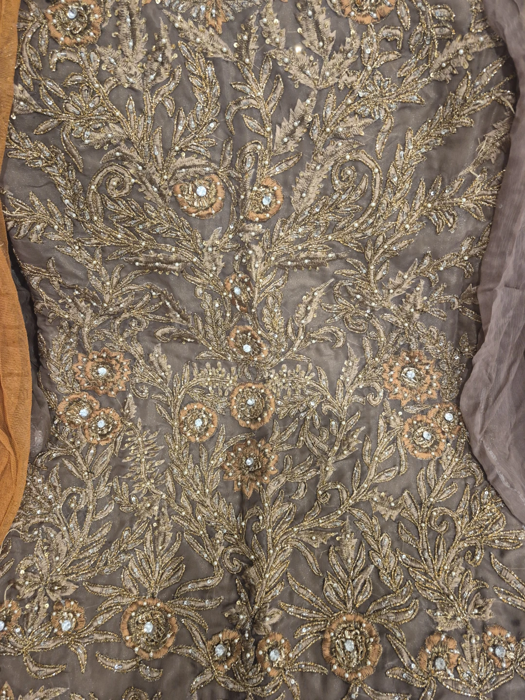 Embroidered Formal Pakistani Salwar Kameez - photo 4
